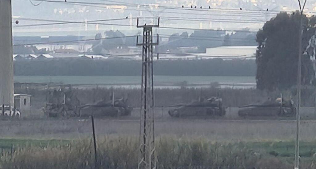  טנקי מרכבה בפתח אלמקבילה בסביבת העיר ג'נין מצפון לגדה