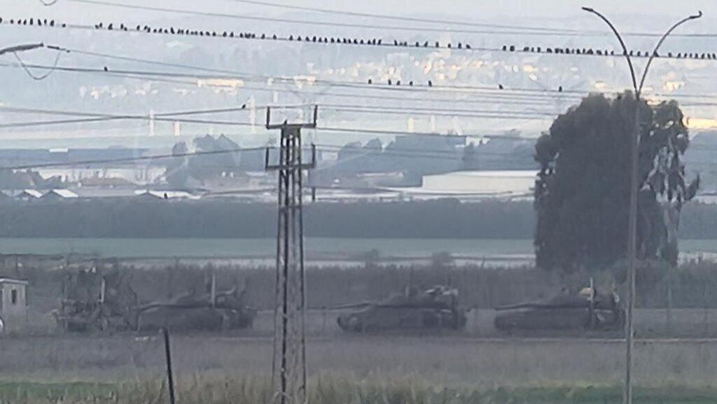  טנקי מרכבה בפתח אלמקבילה בסביבת העיר ג'נין מצפון לגדה