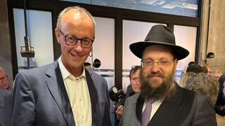 הקנצלר החדש לצד הרב טייכטל