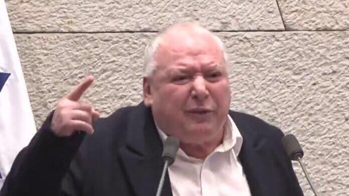 השר דוד אמסלם תוקף את שר הביטחון ישראל כ"ץ במליאת הכנסת