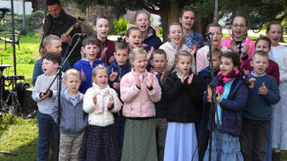 אנשי קהילת "נחלת שלם"