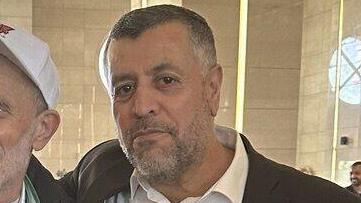 מחמוד מרדרווי נפגש עם האסיר המשוחרר נאיל ברגותי 