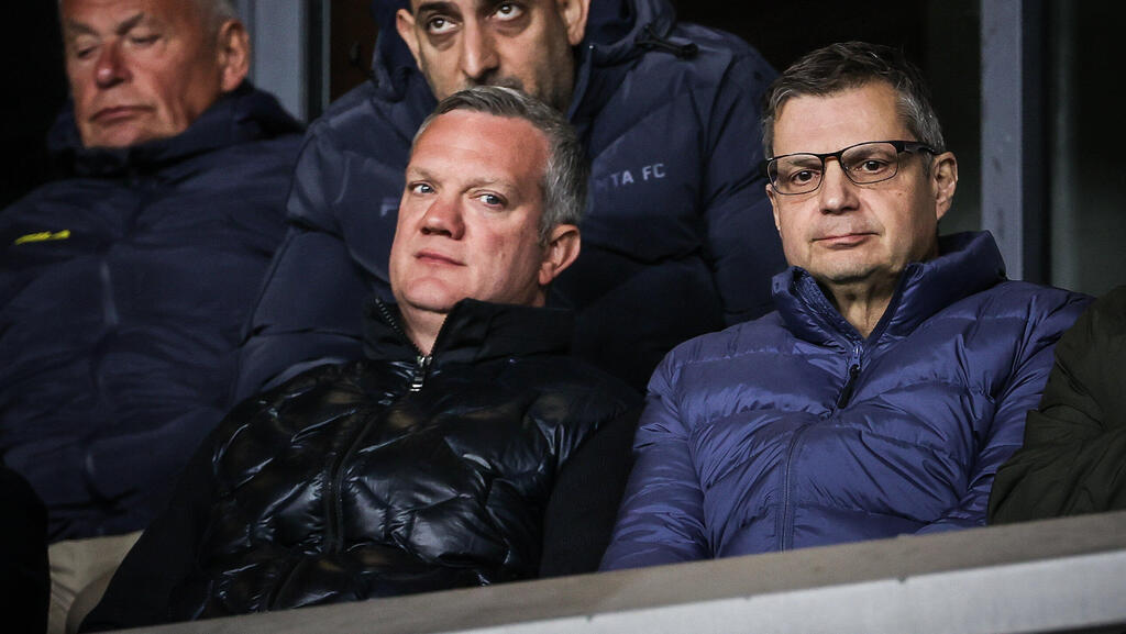 בן מנספורד וג'ק אנגלידיס