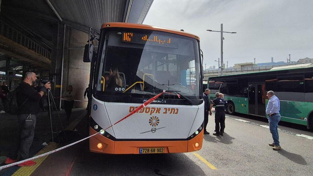 האוטובוס ממנו ירד המחבל בתחנה המרכזית בחיפה
