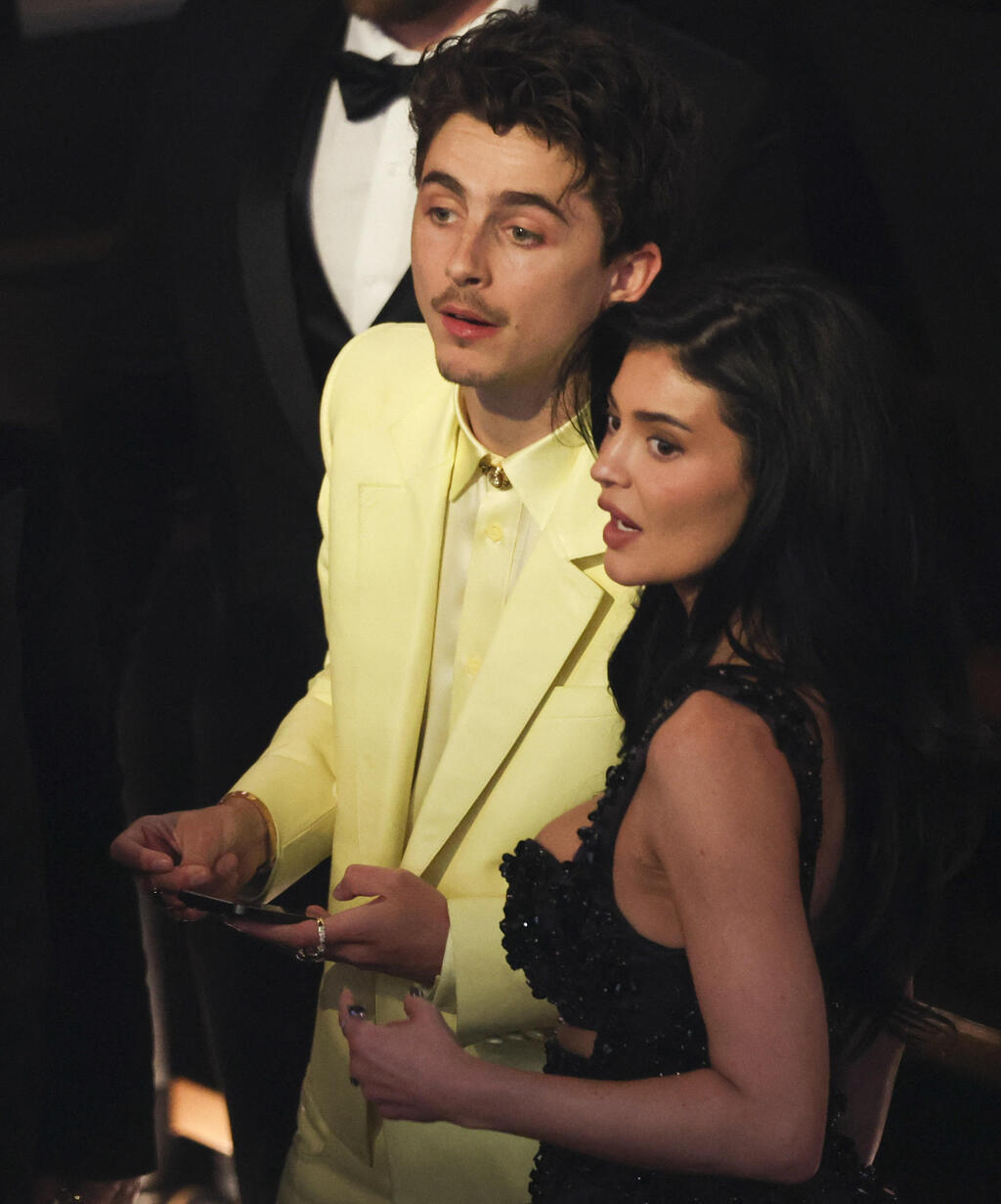 כמה אתם מוציאים על וולט בחודש? קיילי ג'נר וטימותי שאלאמה (צילום: REUTERS/Carlos Barria) טימותי שאלאמה וקיילי ג'נר בטקס האוסקר, 2025