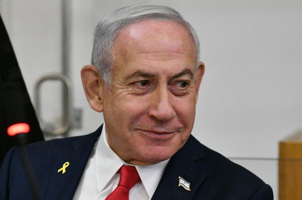 Prime Minister Benjamin Netanyahu (Photo: Reuven Castro) ראש הממשלה בנימין נתניהו נכנס לעדותו בבית המשפט המחוזי בתל אביב