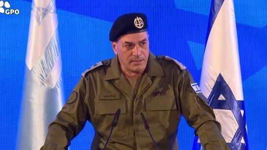   הרמטכ"ל הנכנס, אייל זמיר, בטקס הענקת הדרגות