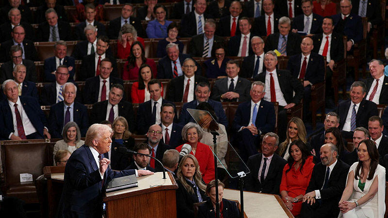 הקהל בנאום במצב האומה של טראמפ