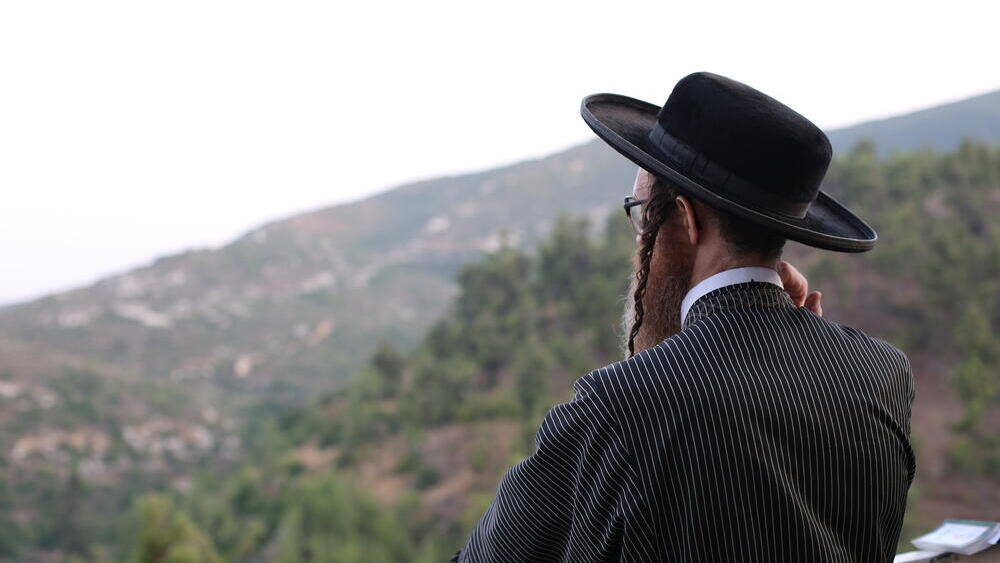 חסיד תולדות אהרן בהר מירון