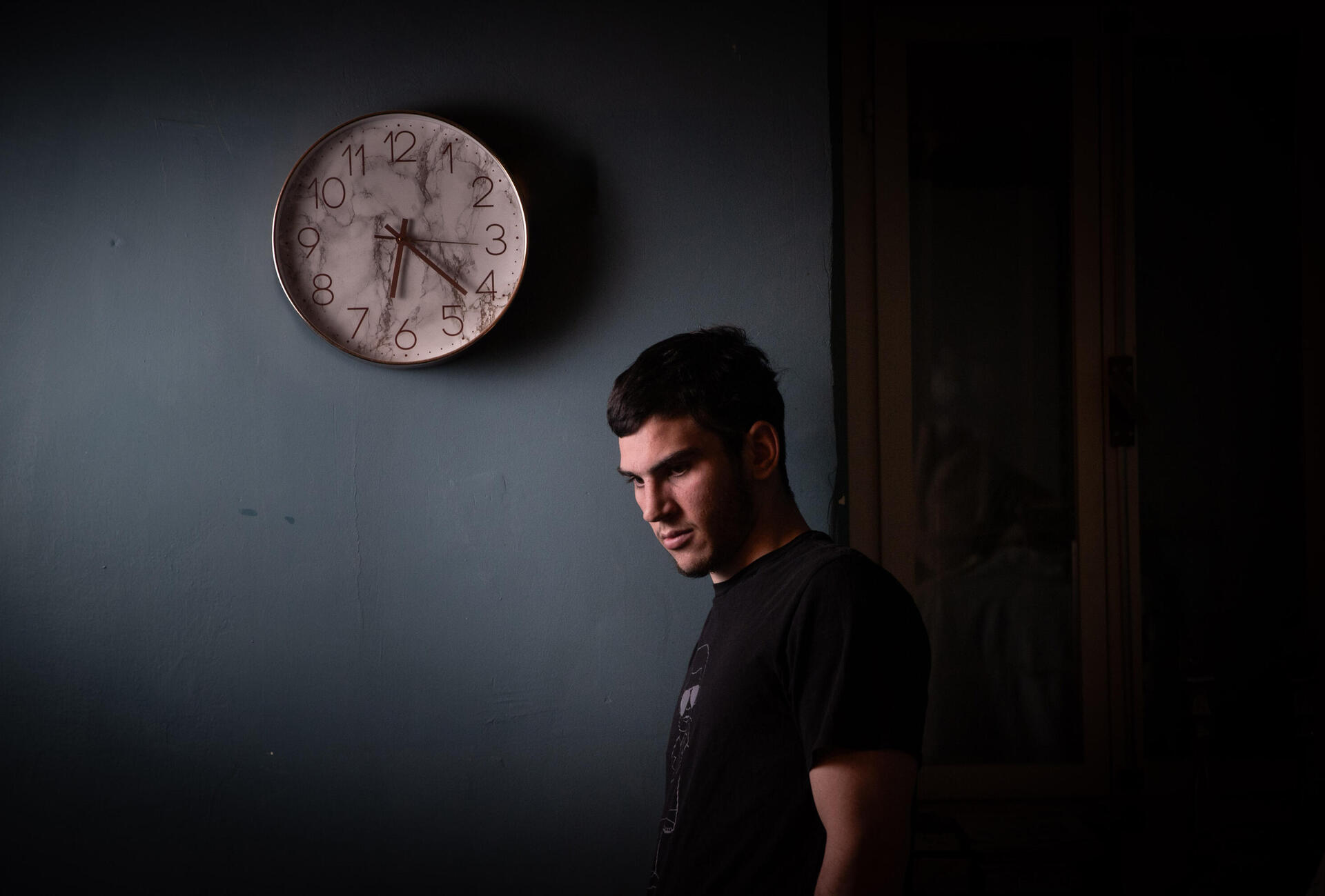 נחשון חושף את ההתעללות שעבר בכת של אליאור חן 