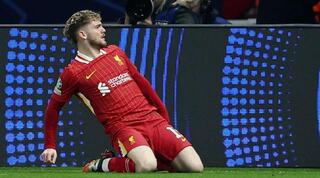 הארווי אליוט. שער ניצחון אדיר