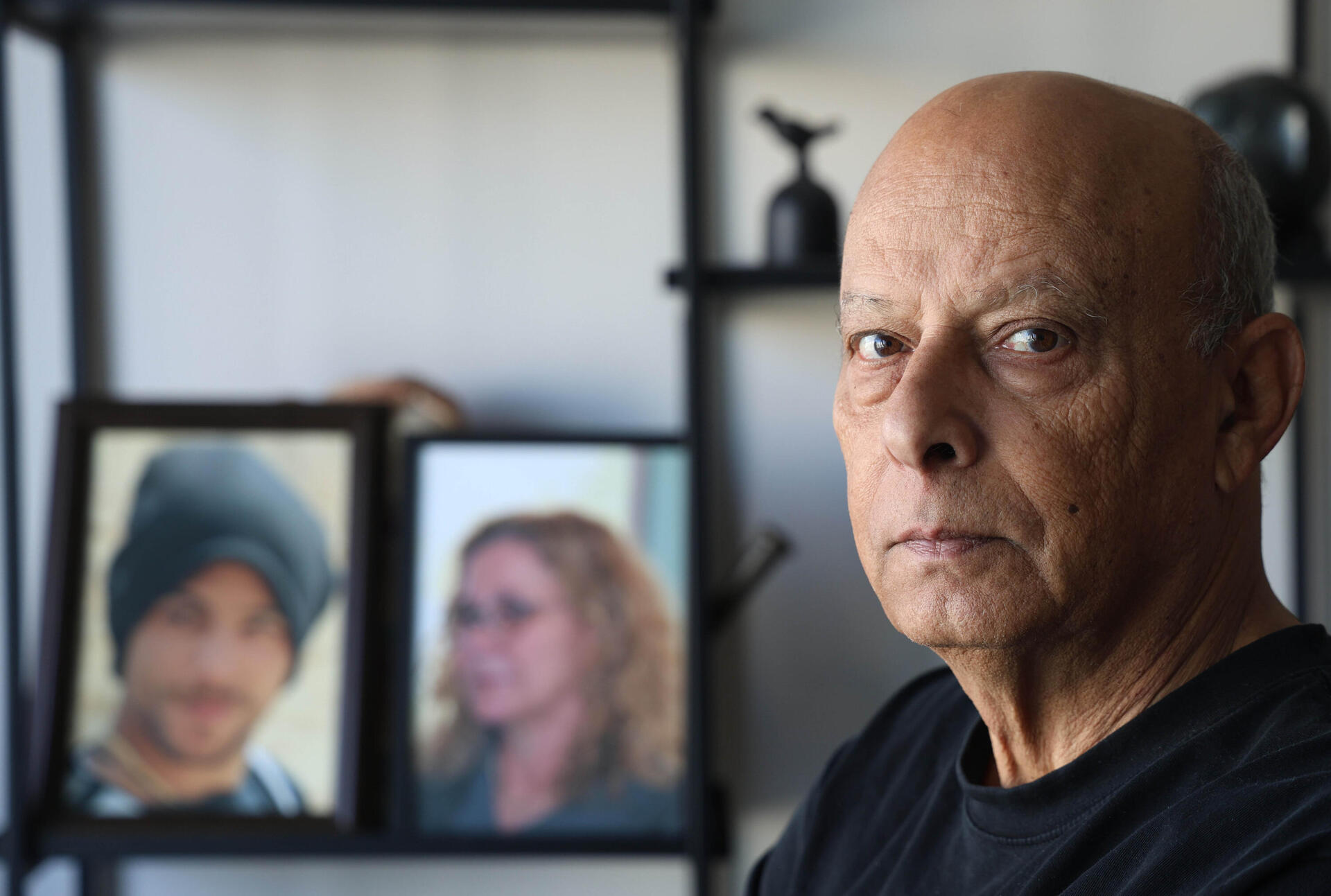 דורון אדמוני, שאיבד את אשתו ובנו בכפר עזה, אחרי ששמע את ממצאי תחקיר צה"ל 