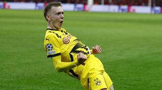 מקס בייר בטירוף