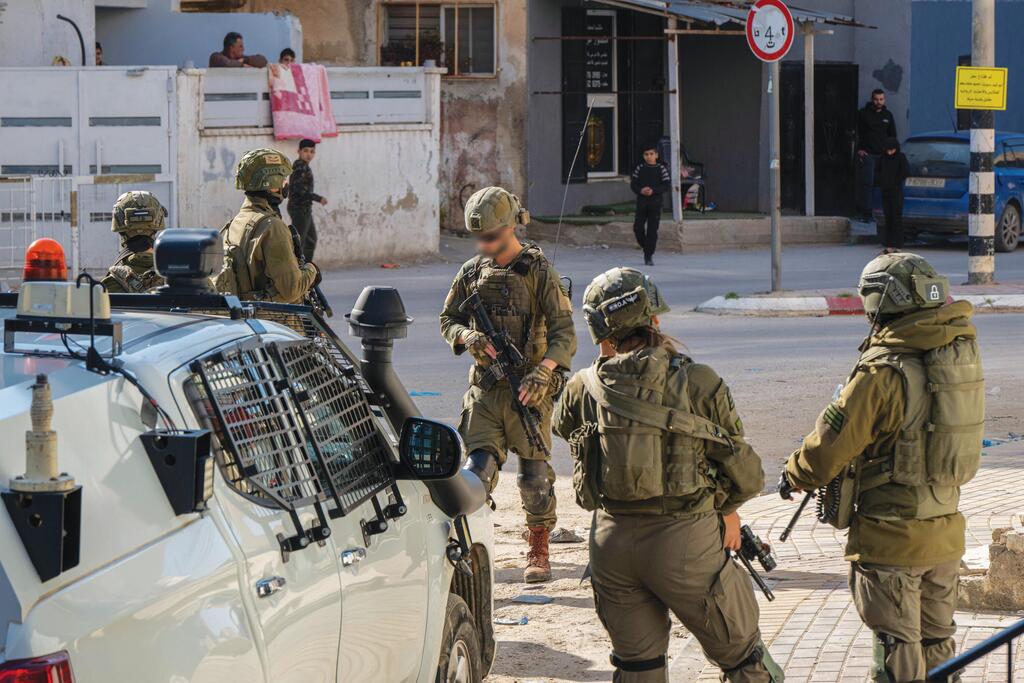 לוחמי גדוד "פנתר" בכפר חבלה