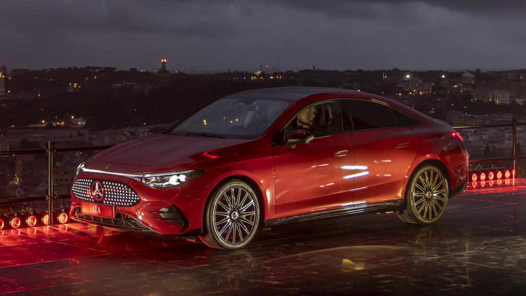 T he CLA incorporates cutting-edge tech
