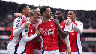 מרינו והחברים חוגגים