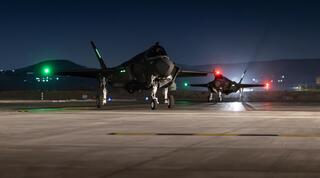 שלושה מטוסי “אדיר” (F-35i) חדשים נחתו בבסיס נבטים