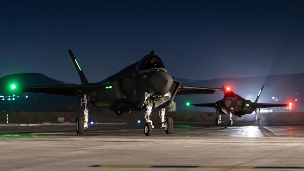 שלושה מטוסי “אדיר” (F-35i) חדשים נחתו בבסיס נבטים
