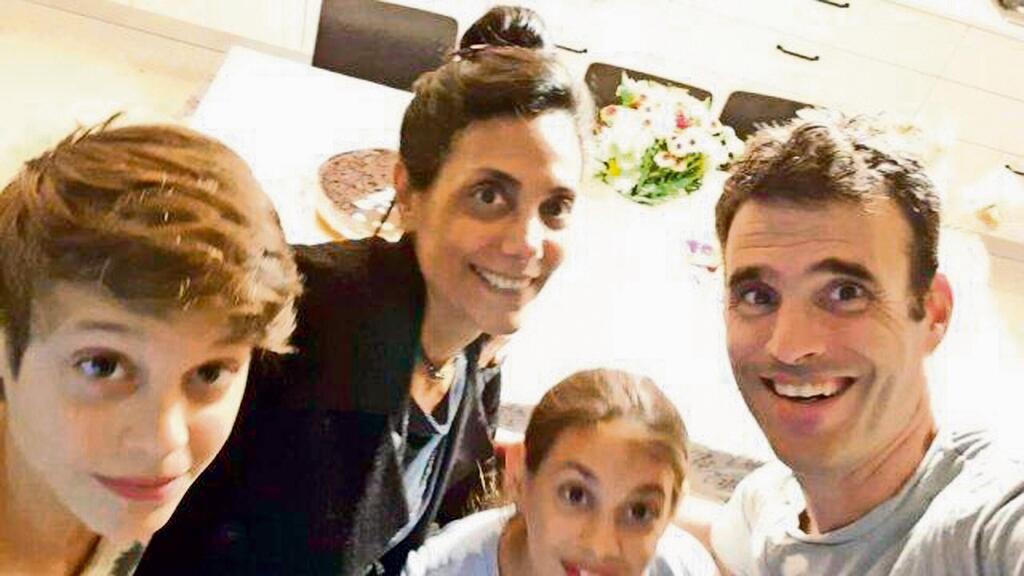 Дрор Ор с женой и детьми (Фото: семейный альбом) יונת ודרור אור ז"ל, עם ילדיהם עלמה ונעם