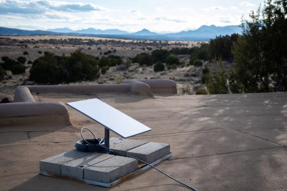 A Starlink terminal (Photo: Bloomberg/GettyImages) מסוף של סטארלינק