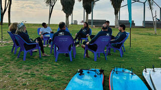 פעילות עמותת ״בית על הים״, הנתמכת על ידי תוכנית ״מטפלים בנפש״ של טבע