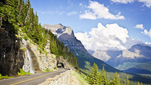 כביש הדרך אל השמש, Glacier National Park