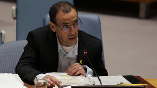 אלי שרעבי שורד השבי נואם באו"ם