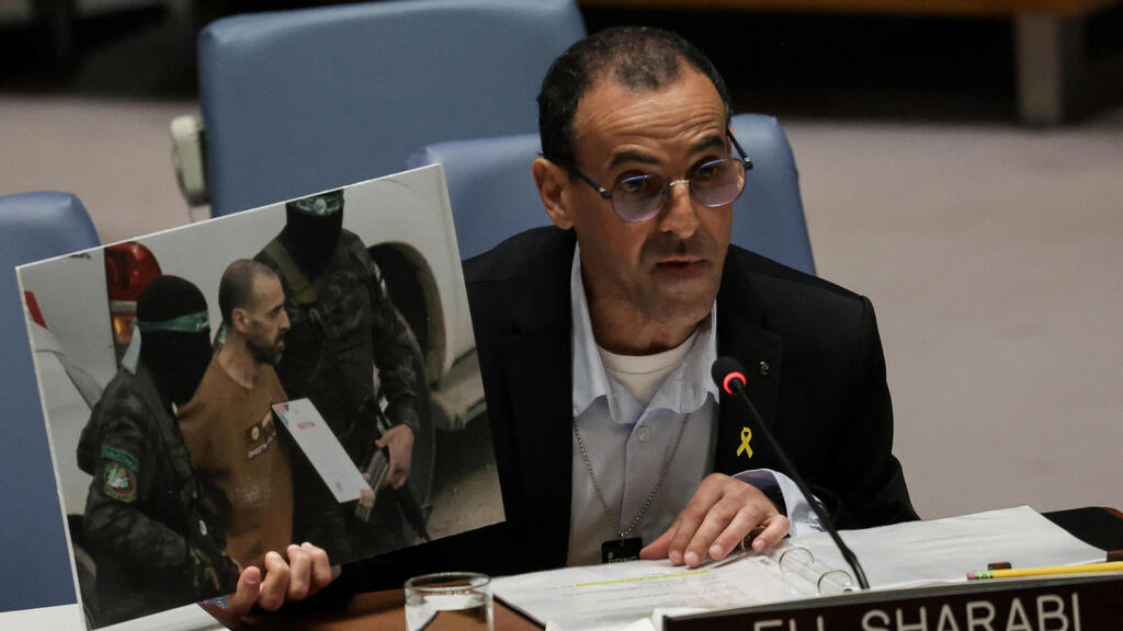 אלי שרעבי שורד השבי נואם באו"ם