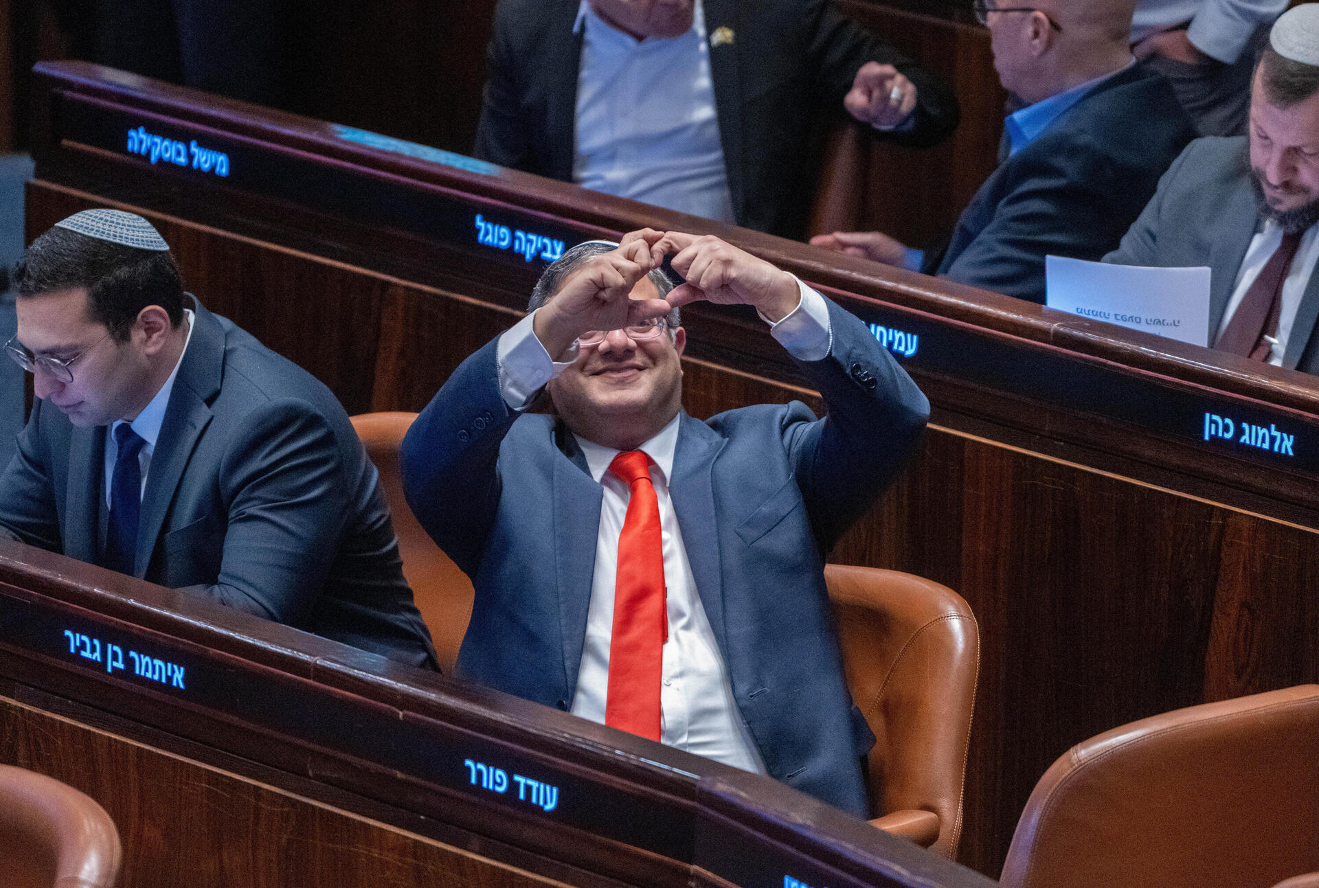 איתמר בן גביר חוזר לשולחן הממשלה 