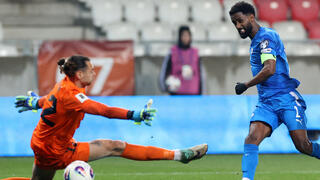 אלי דסה כובש