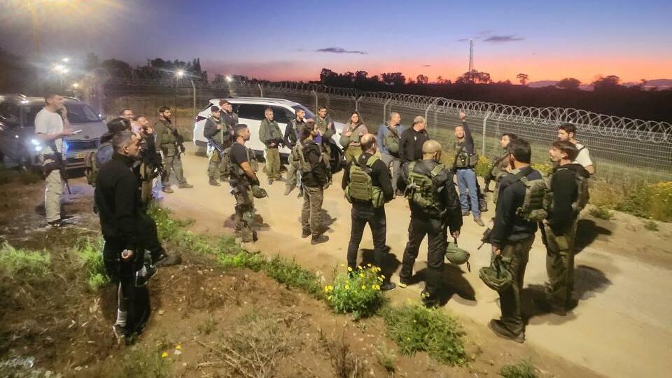 כיתת כוננות בכביש 34 בעקבות חשד למצנחי רחיפה 