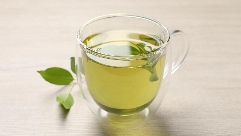 A solution found in every office kitchen: tea (Photo: Shutterstock) תה ירוק