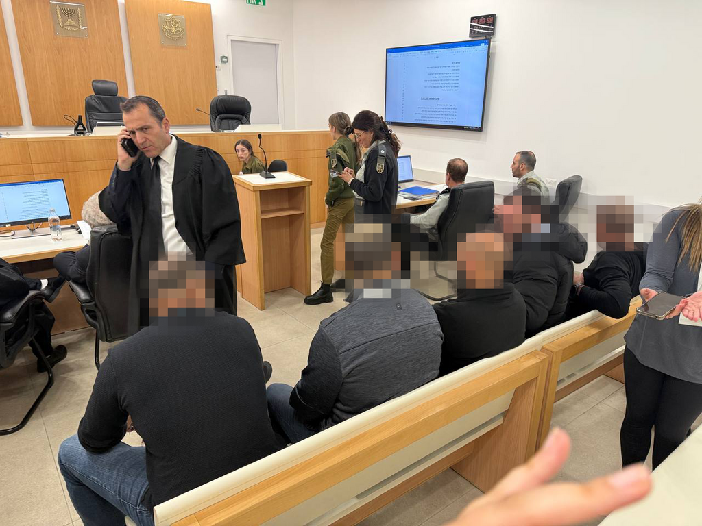 דיון בבית הדין הצבאי בית ליד בפרשת שדה תימן, חשד להתעללות בעצור פלסטיני