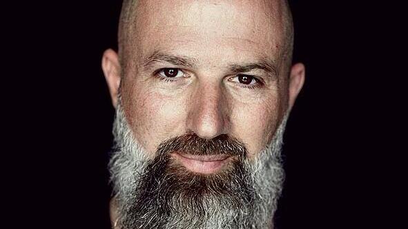 המשטרה פתחה בבדיקה נגד מדלי בחשד לעבירות מין