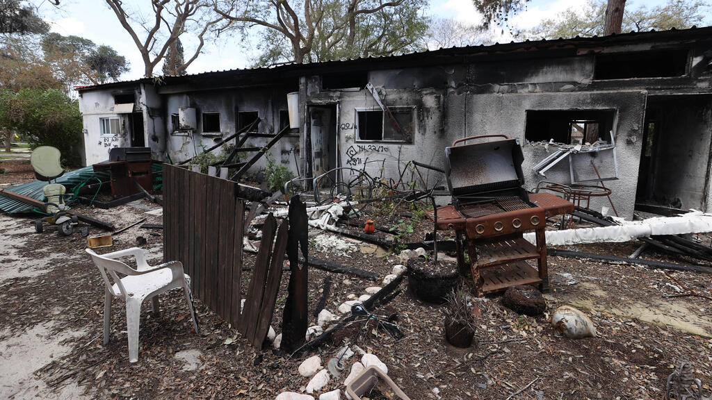 קיבוץ ניר עוז אחרי הפגיעה הנוראית ב-7 באוקטובר 