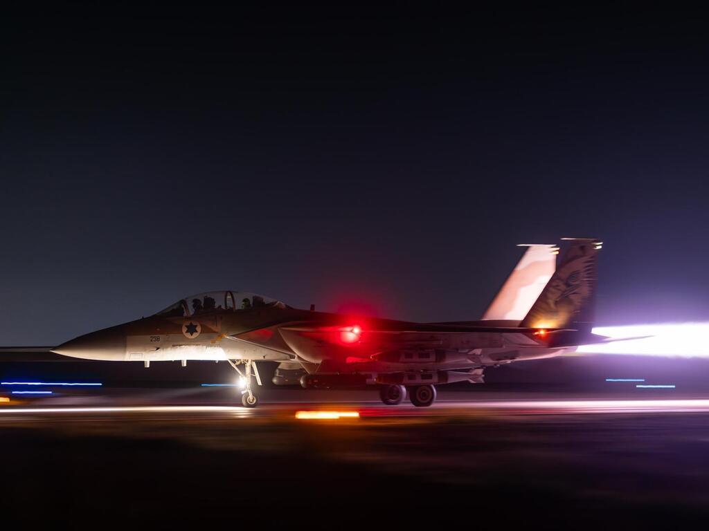 תיעודים מהמראת מטוסי חיל האוויר כחלק מפעילות תקיפות בגזרות השונות