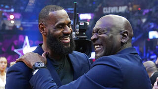 לברון ג'יימס מייקל ג'ורדן