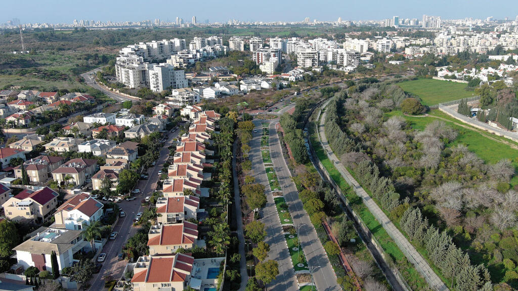 Нес-Циона (Фото: мэрия Нес-Ционы) תמונת רחפן של נס ציונה