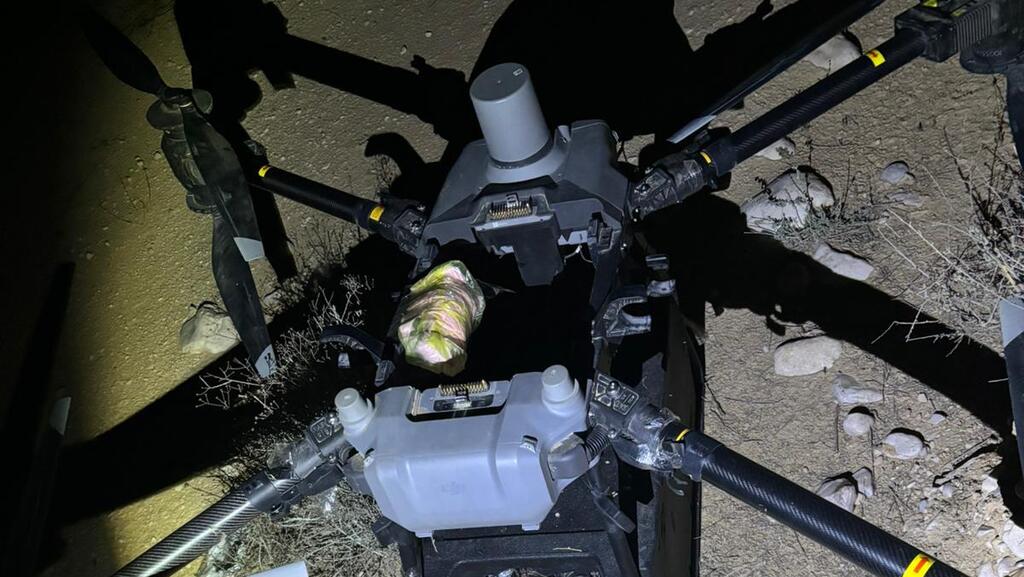 Preventing weapons smuggling at the Egyptian border using a drone (Photo: IDF Spokesperson) סיכול הברחת אמצעי לחימה בגבול מצרים באמצעות רחפן