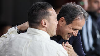 מאמן הפועל חיפה רוני לוי עם מאמן מכבי חיפה ברק בכר