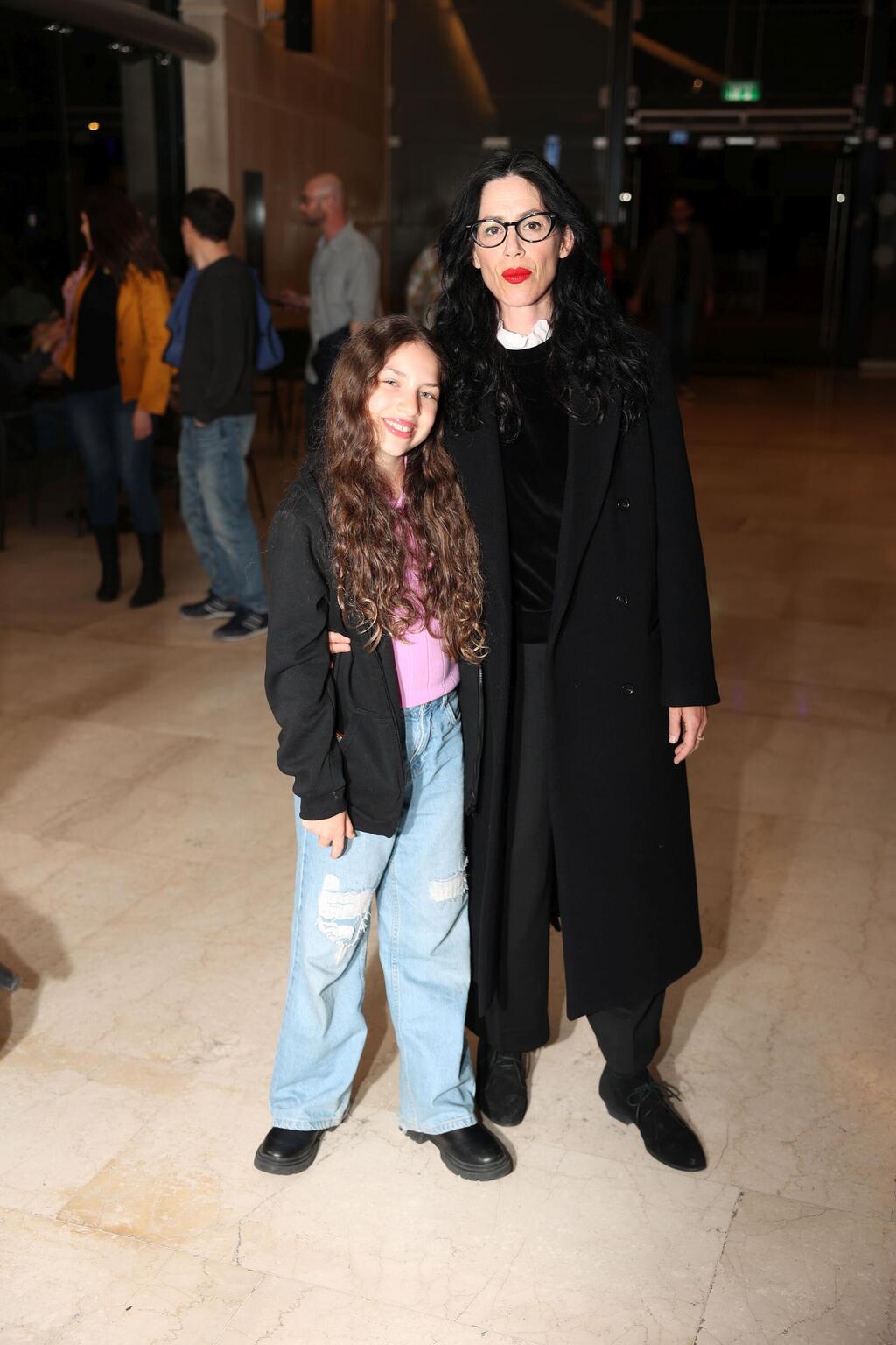 פרמיירה היי אוון הנסן 