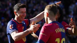 לבנדובסקי מחויך