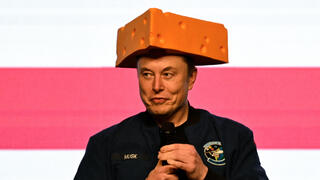 אילון מאסק עצרת ב גרין ביי וויסקונסין ארה"ב לקראת בחירות לתפקיד שופט בבית המשפט העליון במדינה