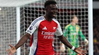 שוב הוא כאן. בוקאיו סאקה חזר וכבש