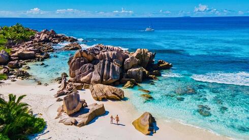 חוף אנס סורס ד'ארז'אן (Anse Source d'Argent), אי לה דיג, סיישל