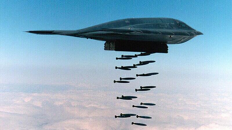 B-2 מפציץ אסטרטגי של ארה"ב בתרגיל משנת 1994