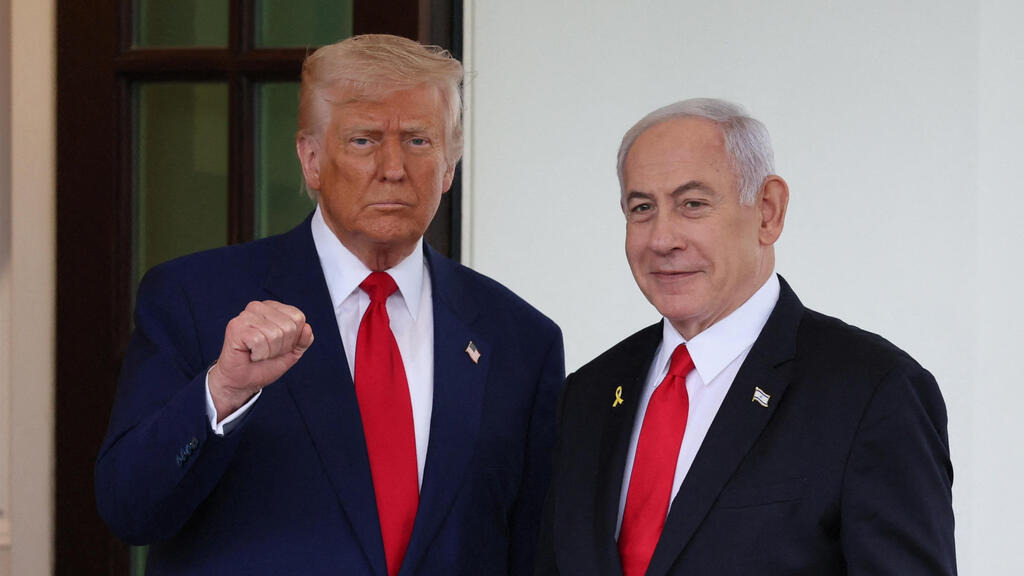 ראש הממשלה בנימין נתניהו מגיע לפגישתו עם דונלד טראמפ בבית הלבן