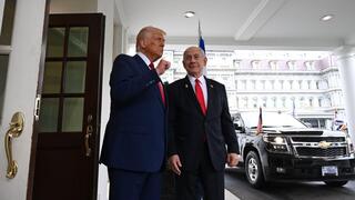 ראש הממשלה בנימין נתניהו מתקבל בבית הלבן על-ידי נשיא ארצות-הברית דונלד טראמפ