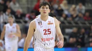 גיל נויוביץ'