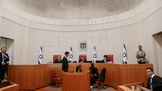 דיון בבג"ץ בעתירות לפיטורי ראש השב"כ רונן בר